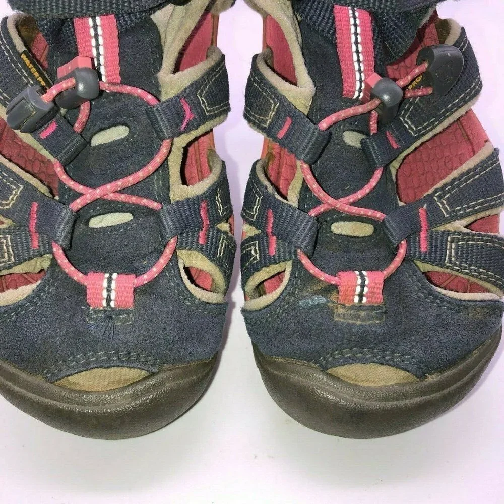 Keen Kids Size 2 Blue Pink Sport Waterproof Slip On Hiking Sandals Waterproof